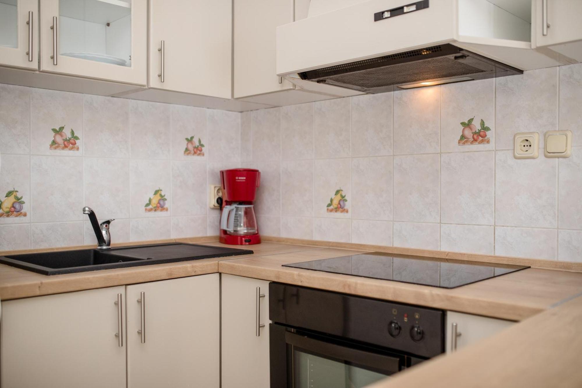 Apartments And Rooms By The Sea Supetarska Draga - Gornja, Rab - 11579 الغرفة الصورة